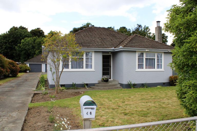 Photo of property in 44 Oxford Street, Lansdowne, Masterton, 5810