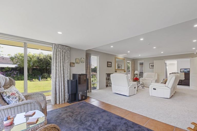 Photo of property in 9a Harrod Place, Rangiora, 7400