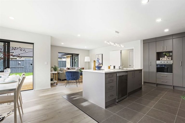 Photo of property in 20 Hector Drive, Rototuna North, Hamilton, 3210