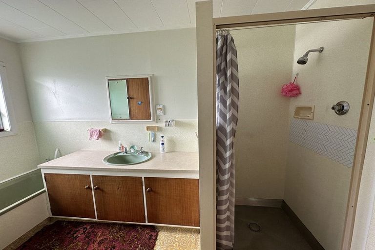 Photo of property in 7 Tawake Place, Waitara, 4320