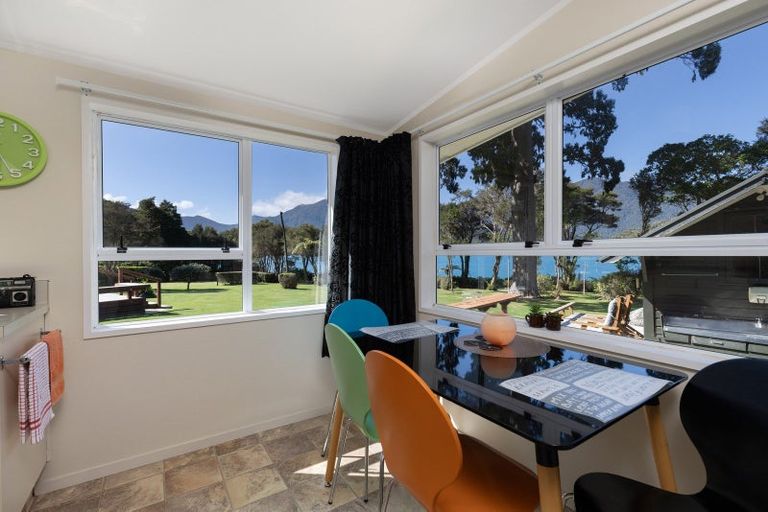 Photo of property in 25 Kamahi Road, Tennyson Inlet, Rai Valley, 7195