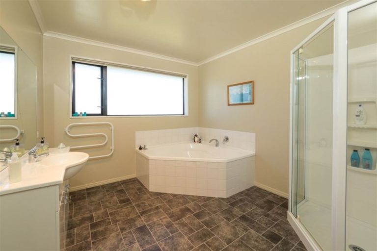 Photo of property in 64 Nursery Drive, Tinwald, Ashburton, 7700