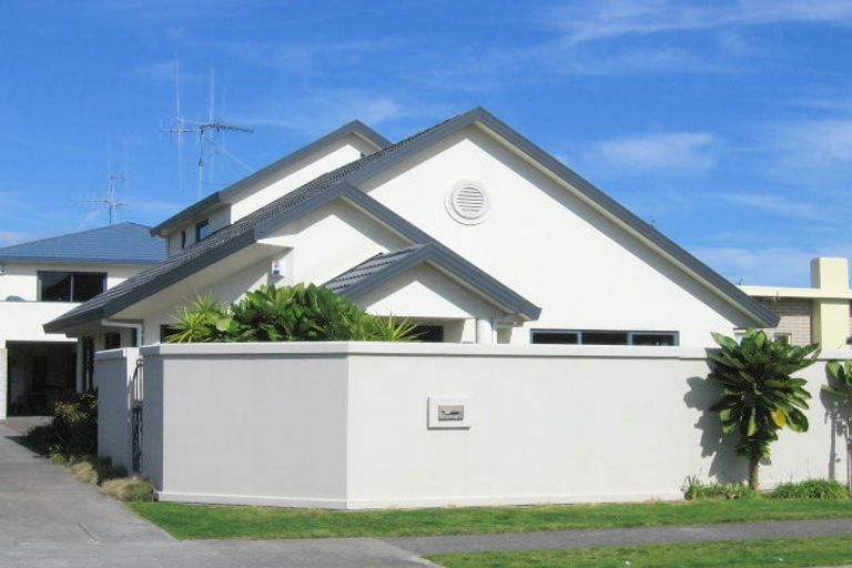 Photo of property in 40b Valley Road, Mount Maunganui, 3116