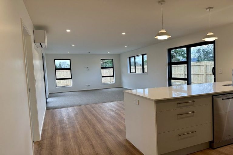 Photo of property in 24 Pahiki Crescent, Levin, 5510