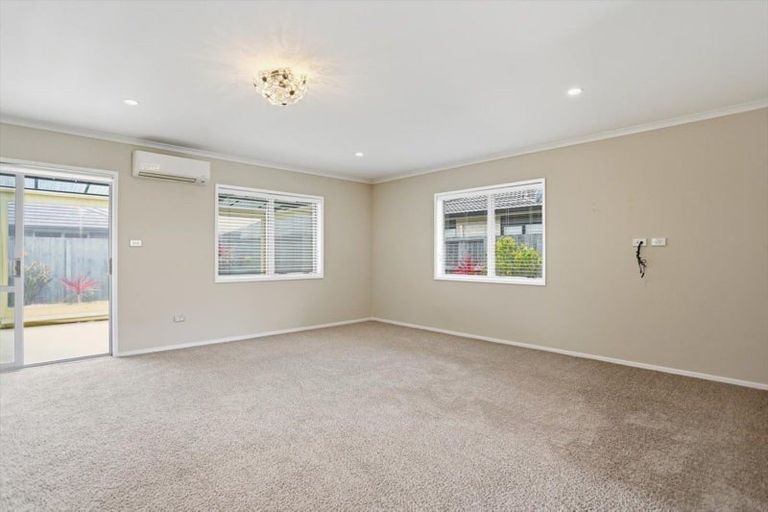 Photo of property in 82 Golden Sands Drive, Papamoa Beach, Papamoa, 3118