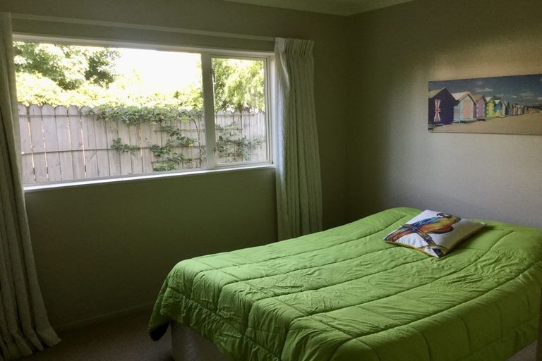 Photo of property in 2/35 Kowhai Road, Mairangi Bay, Auckland, 0630
