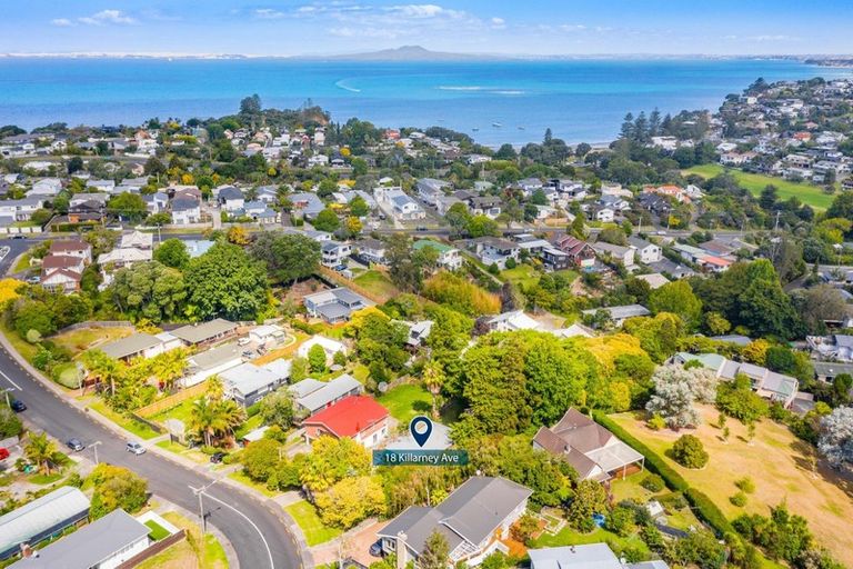 Photo of property in 18 Killarney Avenue, Torbay, Auckland, 0630