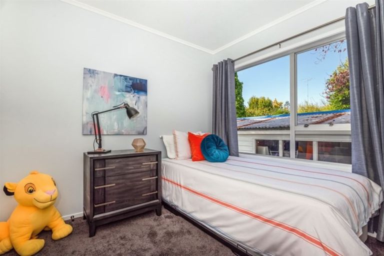 Photo of property in 2/85 Eskdale Road, Birkdale, Auckland, 0626