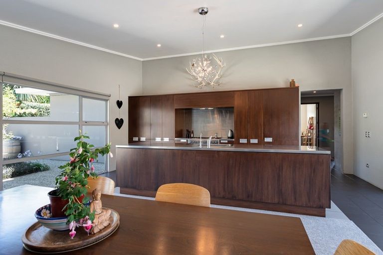 Photo of property in 52 Sylvan Street, Lake Hayes, Queenstown, 9304