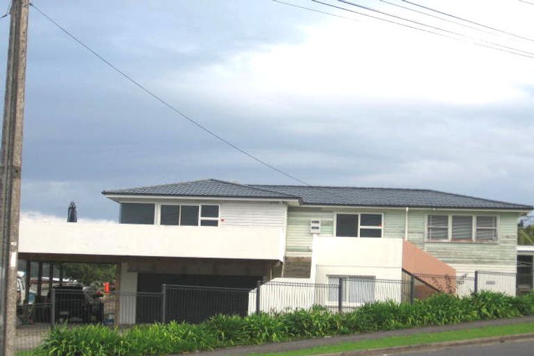 Photo of property in 68 Glengarry Road, Glen Eden, Auckland, 0602