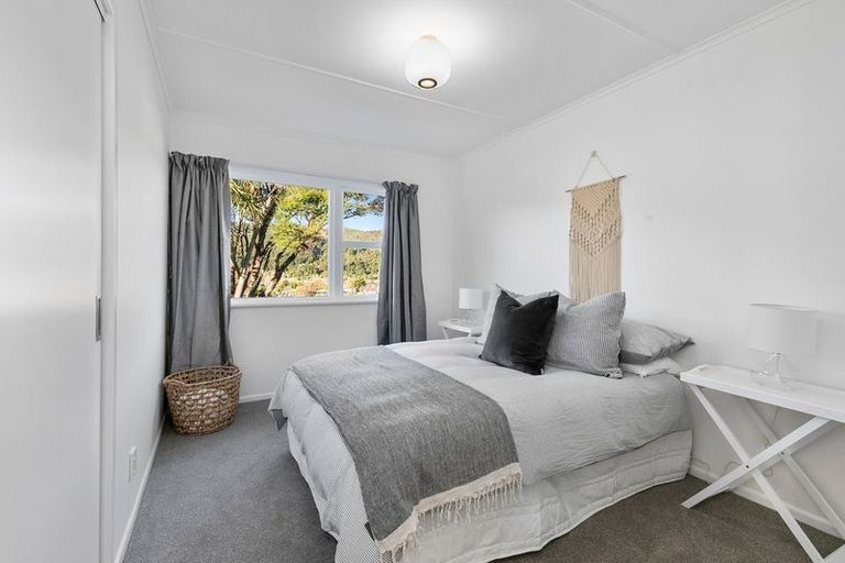 Photo of property in 22-24 Bledisloe Crescent, Wainuiomata, Lower Hutt, 5014