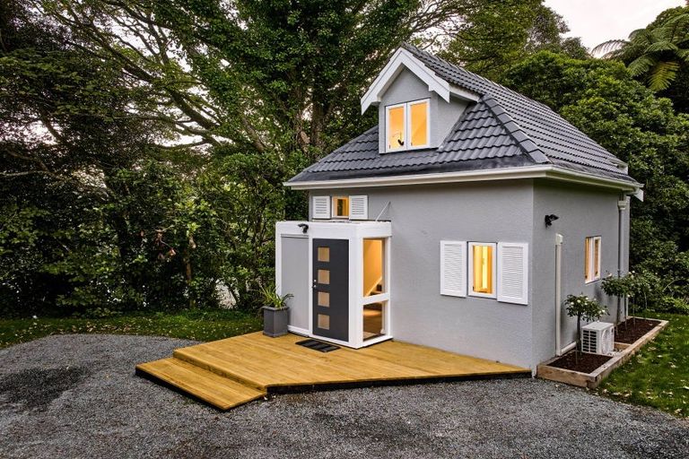 Photo of property in 83 Hatton Street, Karori, Wellington, 6012