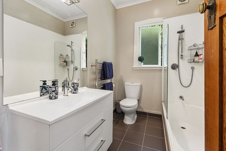 Photo of property in 57 Rodrigo Road, Kilbirnie, Wellington, 6022