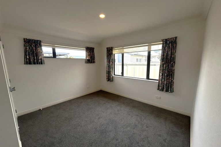 Photo of property in 142a Gloucester Street, Taradale, Napier, 4112