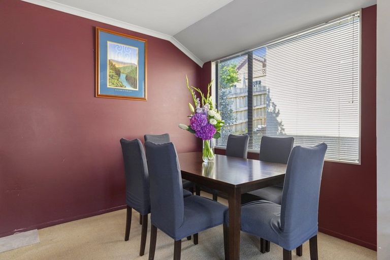 Photo of property in 4a Holden Avenue, Forest Lake, Hamilton, 3200