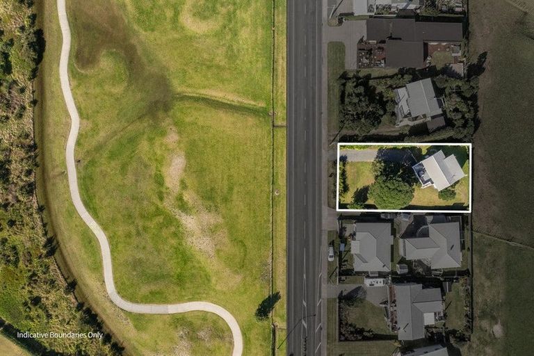 Photo of property in 116 Seaforth Road, Waihi Beach, 3611