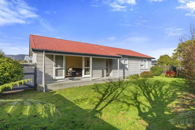 Photo of property in 65 Pasadena Crescent, Totara Park, Upper Hutt, 5018