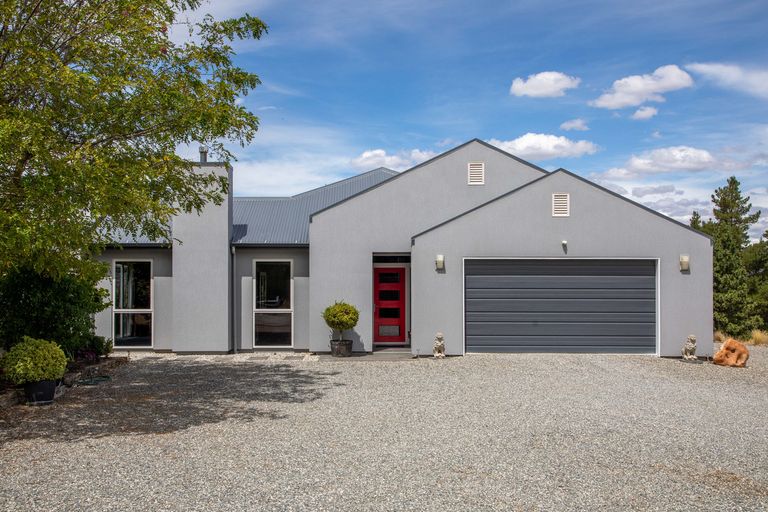 Photo of property in 160a Letts Gully Road, Letts Gully, Alexandra, 9393