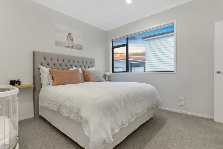 Photo of property in 23 Tuatua Road, Hobsonville, Auckland, 0616