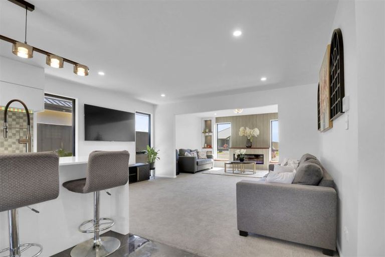 Photo of property in 7 Sanders Way, Rolleston, 7614