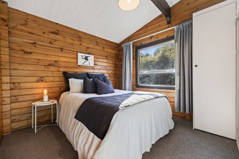 Photo of property in 16 Williams Street, Sunshine Bay, Queenstown, 9300