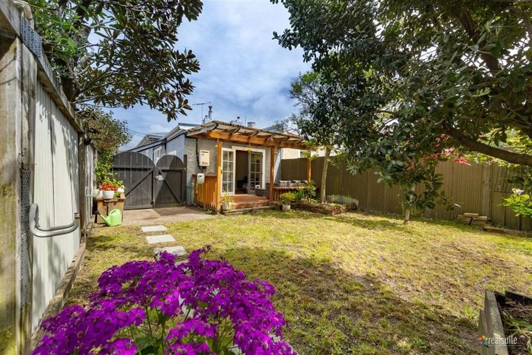 Photo of property in 55 Riddlers Crescent, Petone, Lower Hutt, 5012