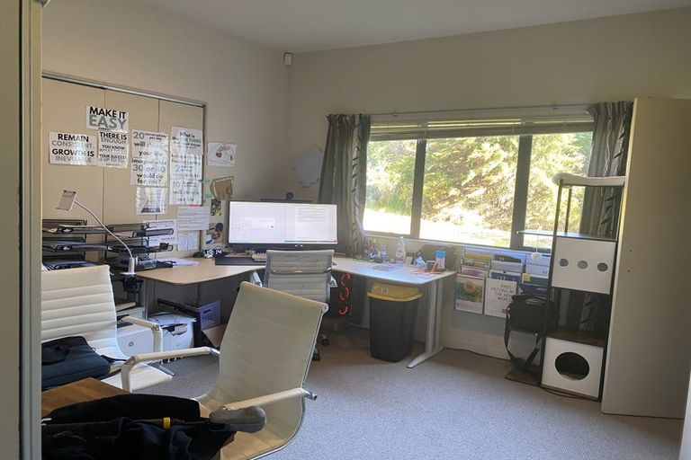 Photo of property in 109-111 Parrs Cross Road, Glen Eden, Auckland, 0612