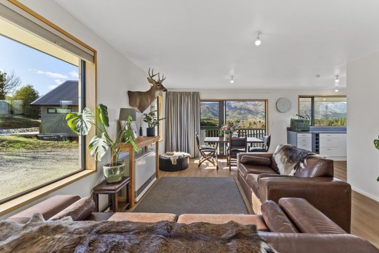 Photo of property in 8 Mary Lane, Lake Hawea, Wanaka, 9382