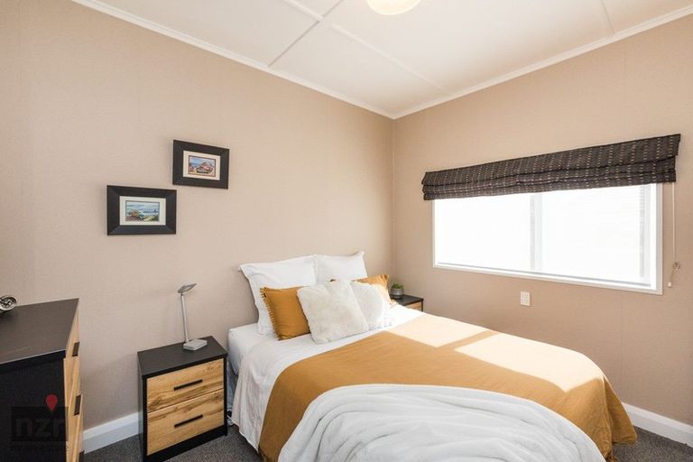 Photo of property in 18 Queen Street, Feilding, 4702