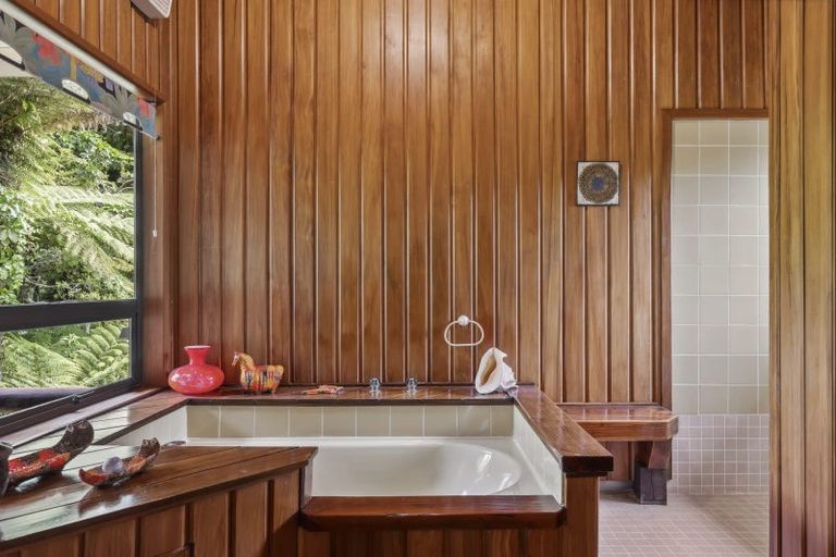 Photo of property in 586 Tapu Coroglen Road, Coromandel Forest Park, Thames, 3575