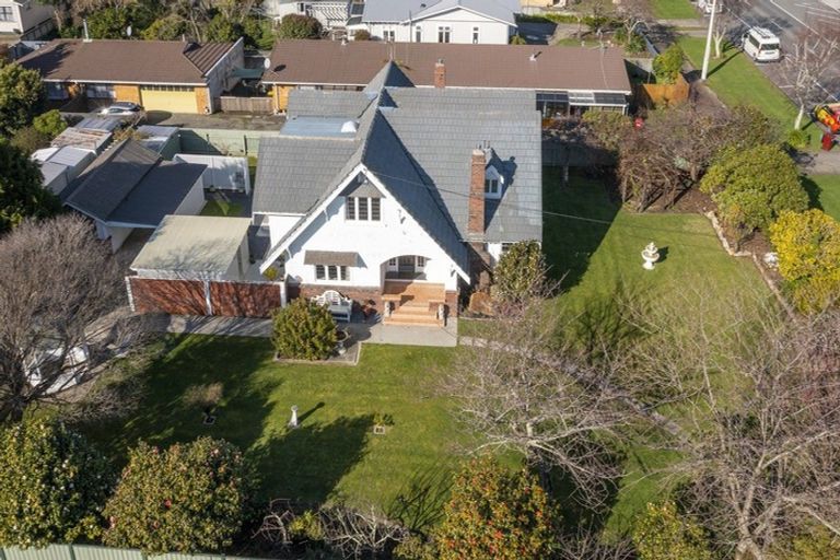 Photo of property in 58 Queen Street West, Levin, 5510