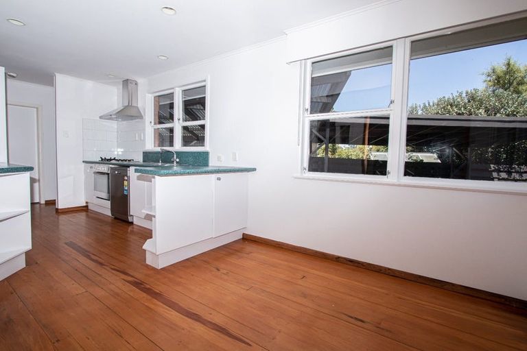 Photo of property in 19 Eton Drive, Hillcrest, Hamilton, 3216