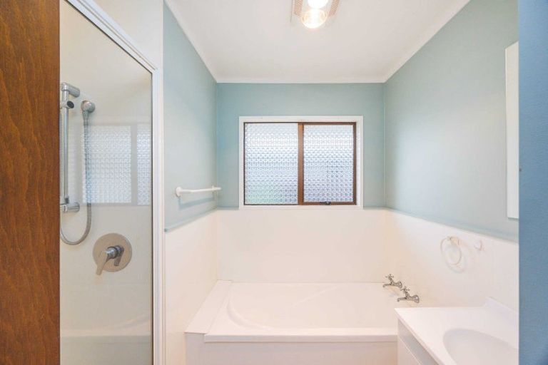 Photo of property in 2 Rangitane Street, Palmerston North, 4414