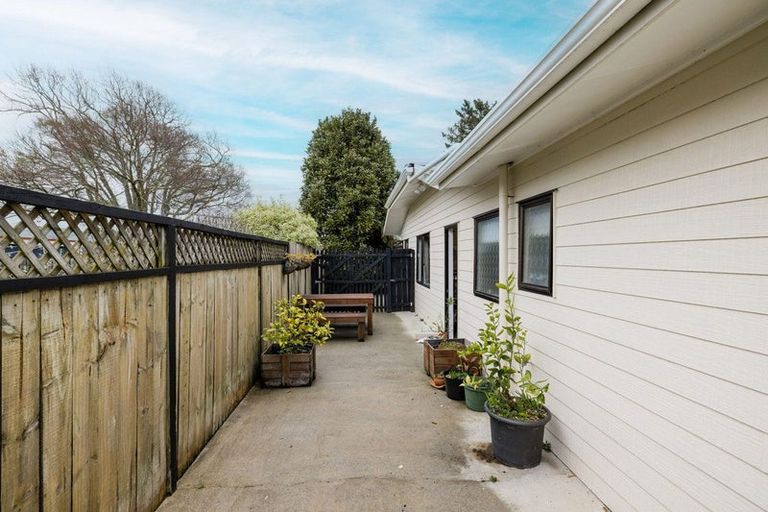 Photo of property in 233 Lamb Street, Leamington, Cambridge, 3432