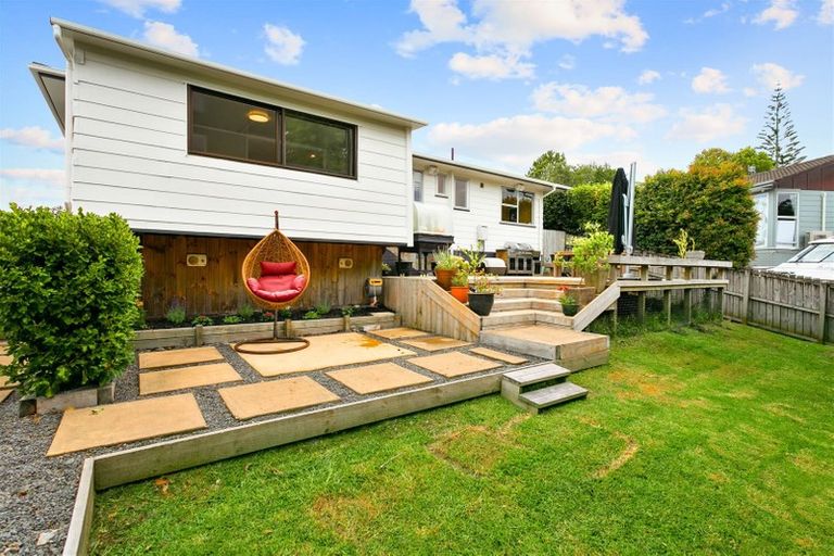 Photo of property in 13 Hewlett Road, Massey, Auckland, 0614