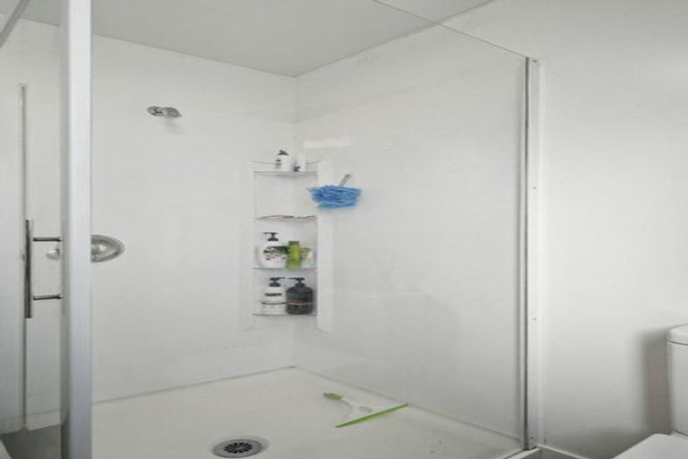 Photo of property in 100 Main South Road, Green Island, Dunedin, 9018