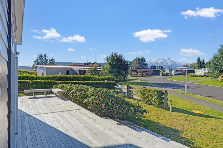 Photo of property in 22 Snowmass Drive, Ohakune, 4625