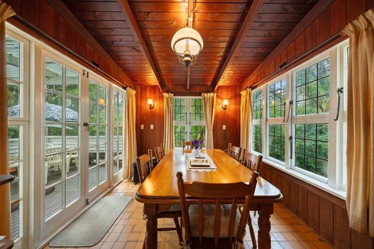 Photo of property in 130 Boord Crescent, Kumeu, 0891