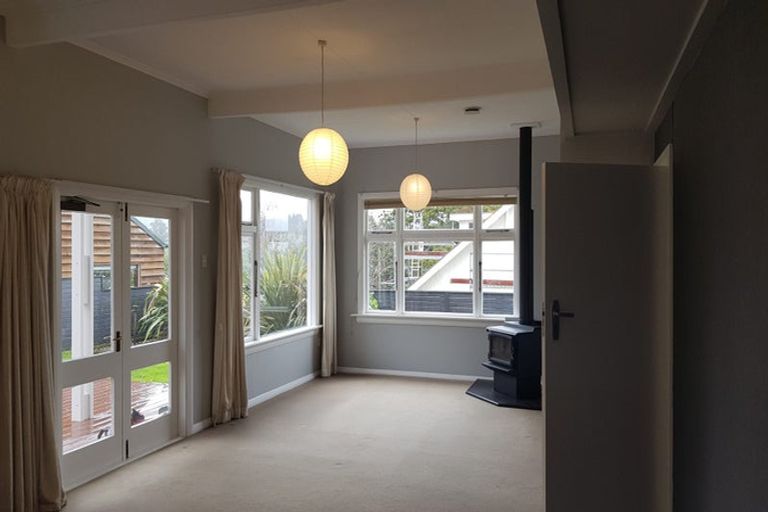 Photo of property in 28 Stonelaw Terrace, Maori Hill, Dunedin, 9010