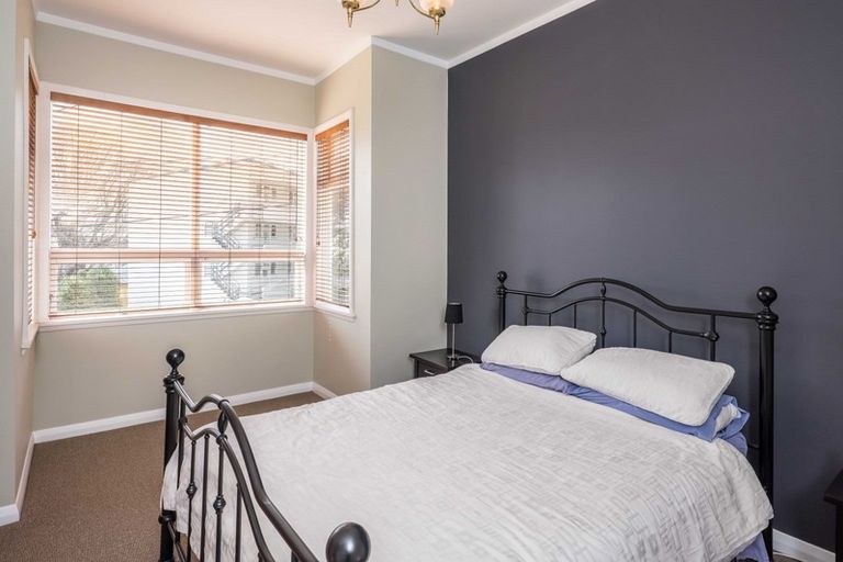 Photo of property in 22 Duncan Terrace, Kilbirnie, Wellington, 6022