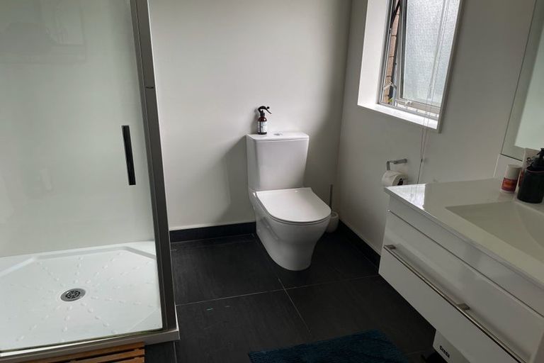 Photo of property in 14 Seaview Crescent, Hatfields Beach, Orewa, 0931