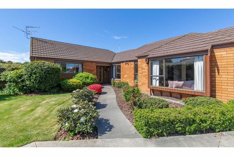 Photo of property in 24 Lodge Place, Ilam, Christchurch, 8041