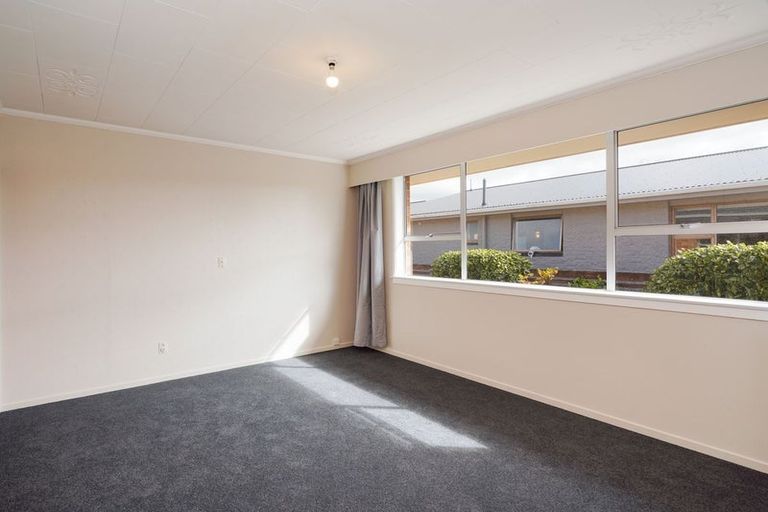 Photo of property in 32 Elm Crescent, Gladstone, Invercargill, 9810