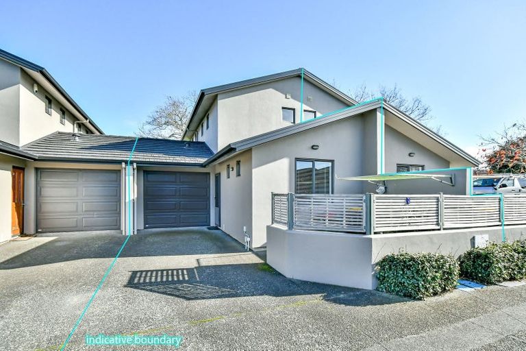 Photo of property in 2/8 Landscape Road, Papatoetoe, Auckland, 2025