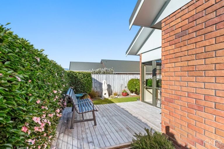 Photo of property in 11 Ormrod Grove, Riverstone Terraces, Upper Hutt, 5018