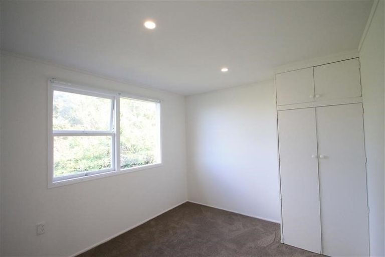 Photo of property in 606 Glenfield Road, Bayview, Auckland, 0629