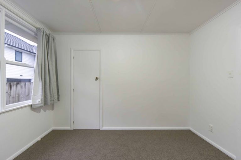 Photo of property in 17 Dowding Street, Melville, Hamilton, 3206