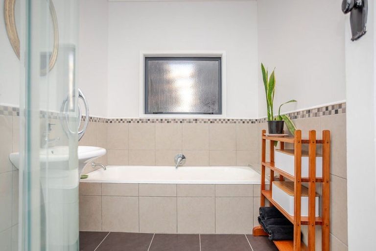 Photo of property in 114 Aerodrome Road, Dannevirke, 4972