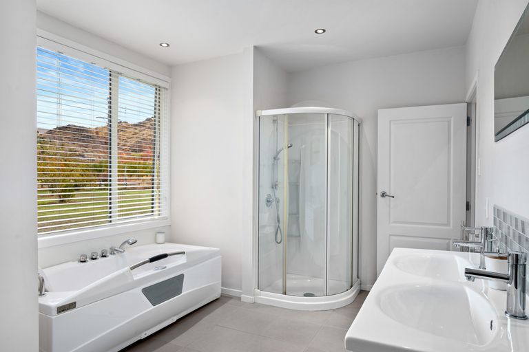 Photo of property in 58 Hawley Road, Blackmans, Alexandra, 9391