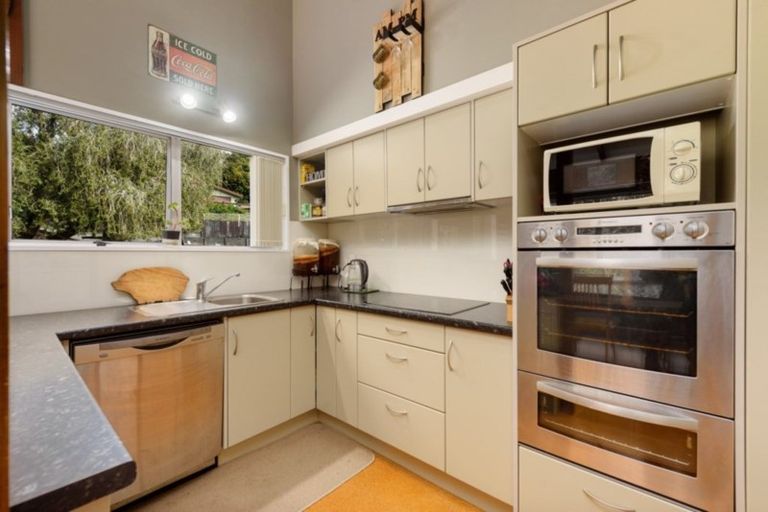 Photo of property in 9 Pamir Place, Welcome Bay, Tauranga, 3112